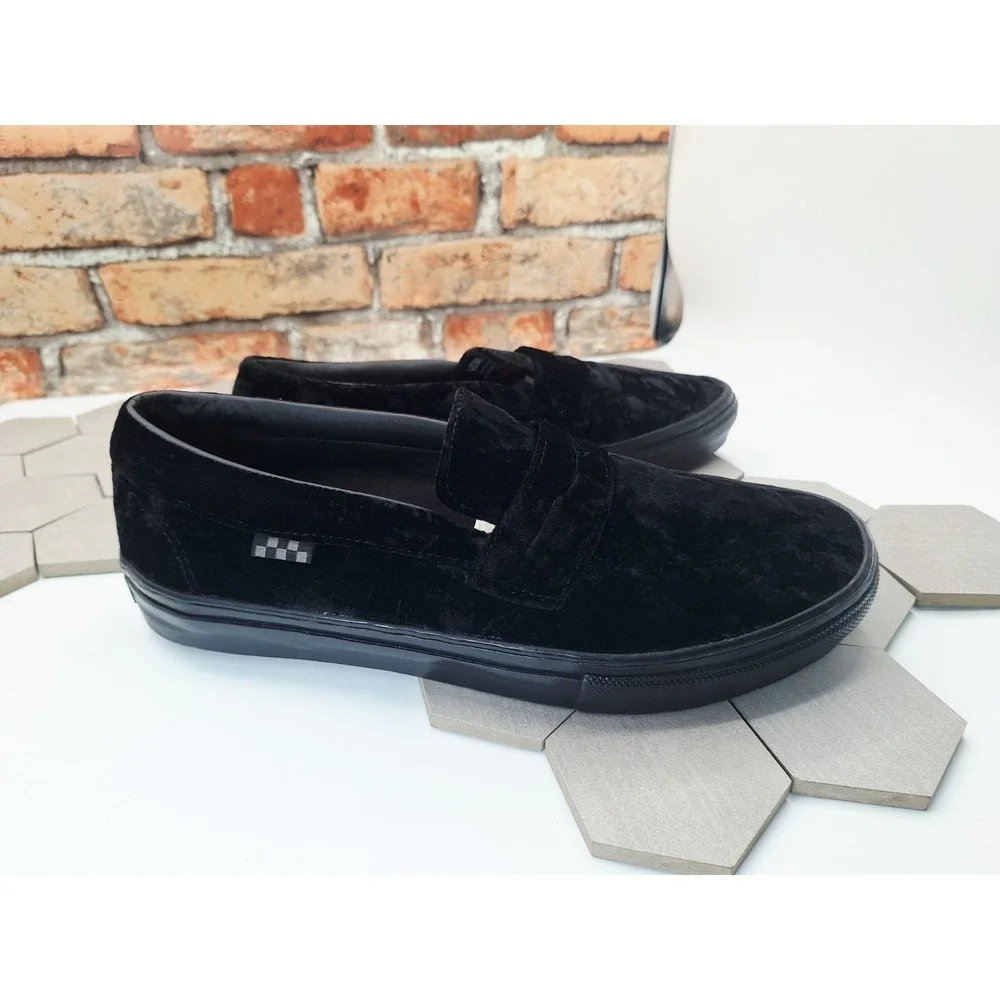 Vans Skate Style 53 Velvet Black Loafer Mens Sz 11 New Rare SlipOn Dress Sneaker